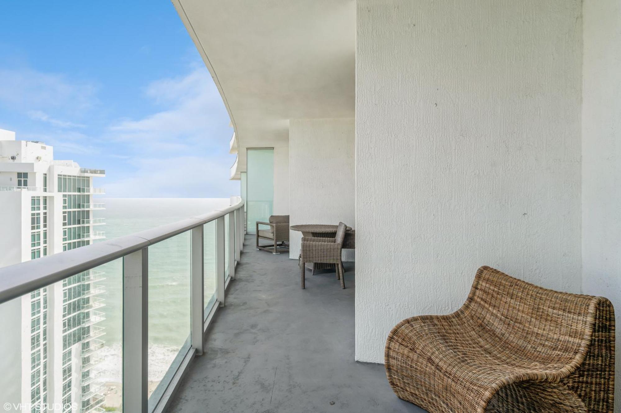 Lyfe Residence Building - Private Apts Over The Beach Голлівуд Екстер'єр фото