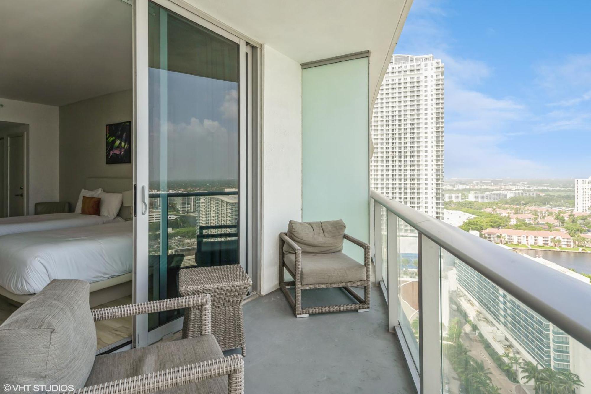 Lyfe Residence Building - Private Apts Over The Beach Голлівуд Екстер'єр фото