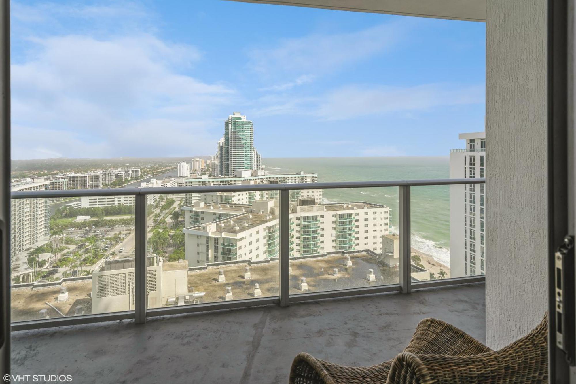 Lyfe Residence Building - Private Apts Over The Beach Голлівуд Екстер'єр фото