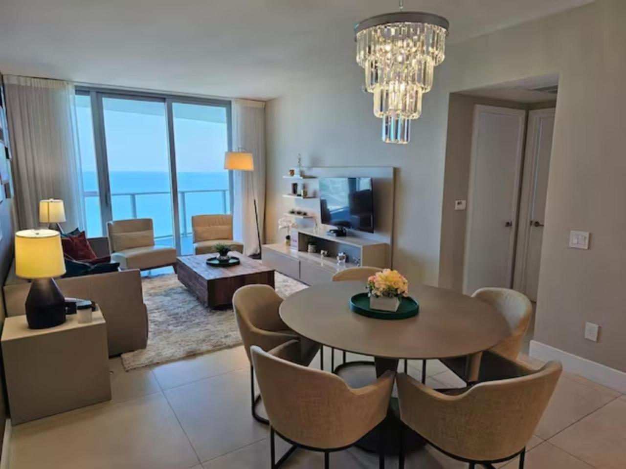Lyfe Residence Building - Private Apts Over The Beach Голлівуд Екстер'єр фото