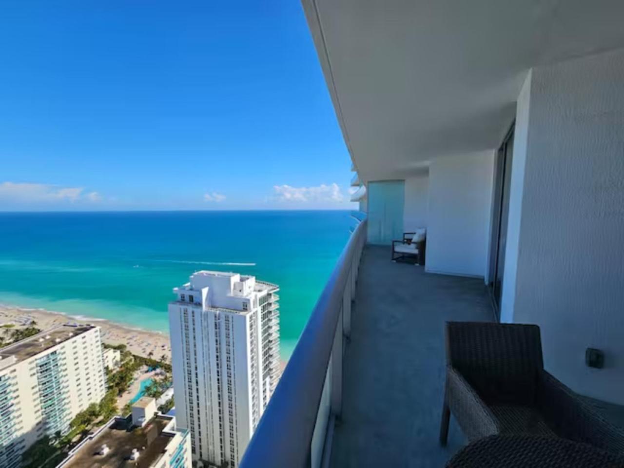 Lyfe Residence Building - Private Apts Over The Beach Голлівуд Екстер'єр фото